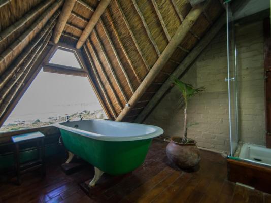 Room image 4
