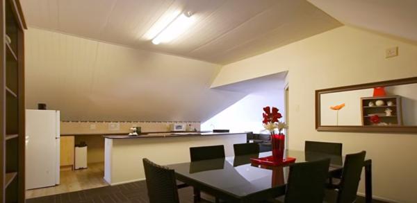 Room image 2