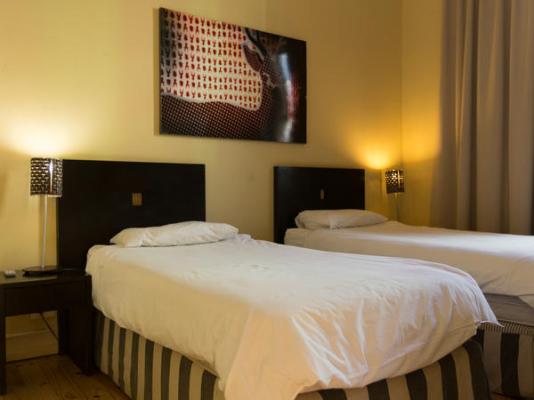 Daddy Long Legs Self Catering Apartments - 186554