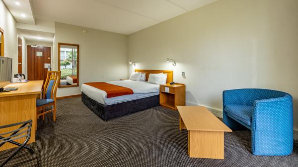 Room image 2