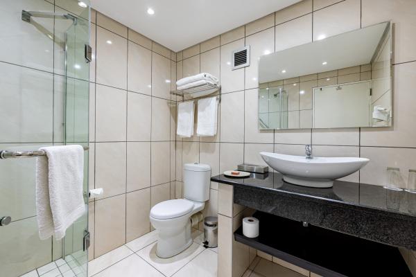 Room image 4