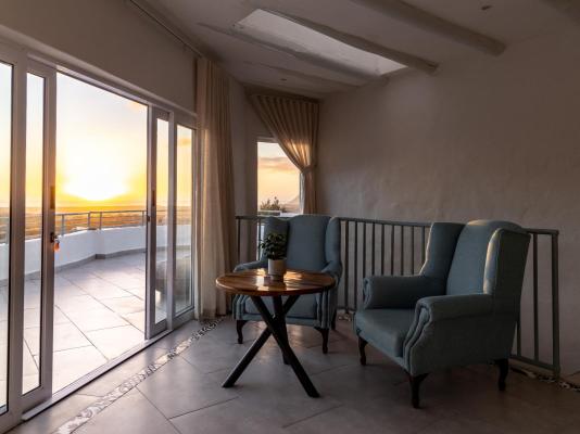 Capri Sands Luxury Guesthouse - 187694