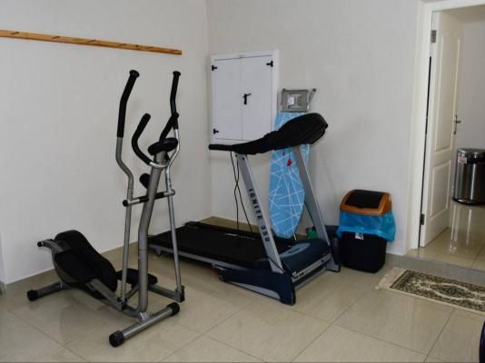 Room image 11