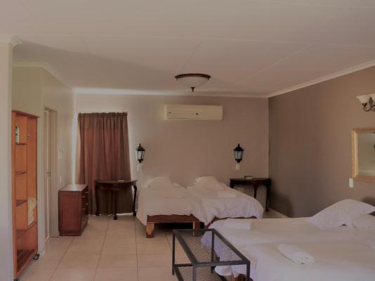 Room image 7