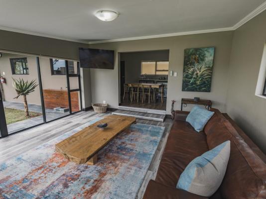 Room image 5
