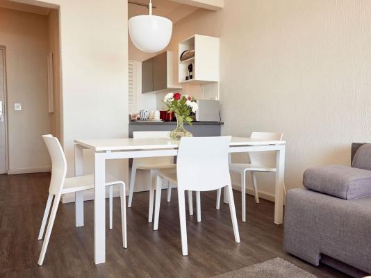 First Group Riviera Suites - 189116
