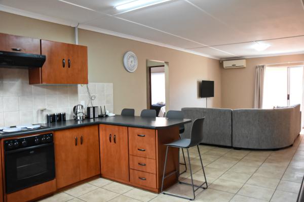 River Olive Estate Accommodation - 189774