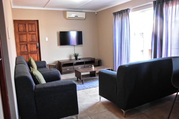 River Olive Estate Accommodation - 189779
