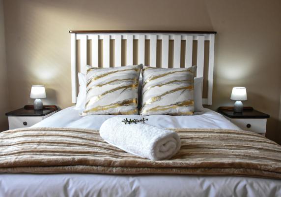River Olive Estate Accommodation - 189791
