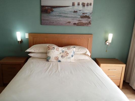 First Group Brookes Hill Suites - 189922