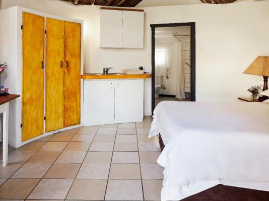 Room image 8