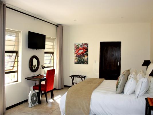 Room image 1