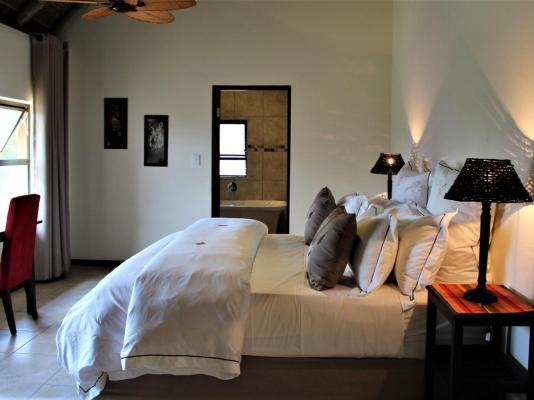 Room image 1