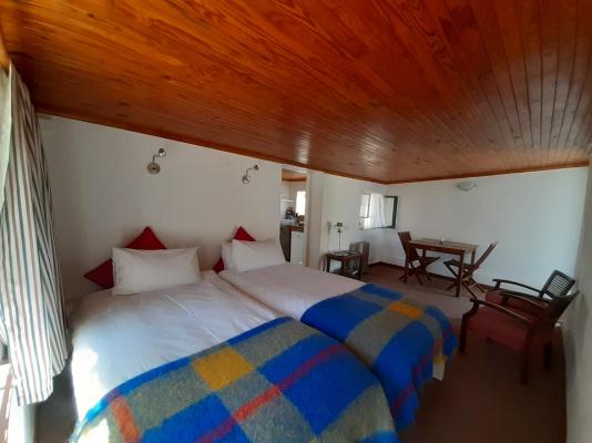 Room image 3