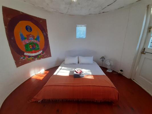 Room image 3