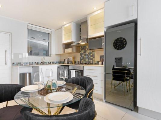 Room image 6