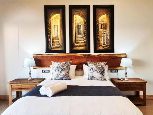 Room image 3