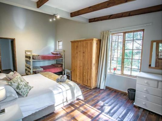 Room image 10