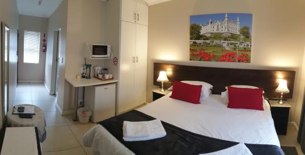 Room image 16