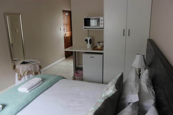 Room image 18