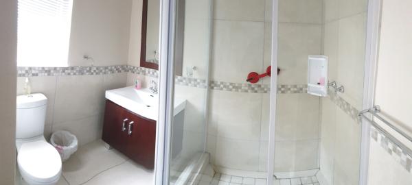 Room image 19