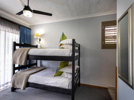 Room image 3