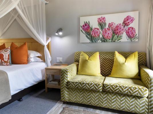Room image 8