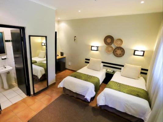 Room image 8