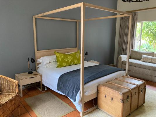 Room image 8