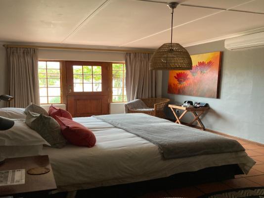 Room image 11
