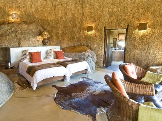 Room image 4