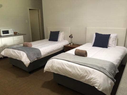 Room image 11