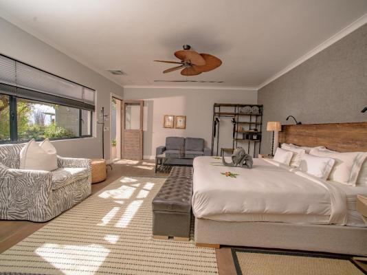 Room image 3