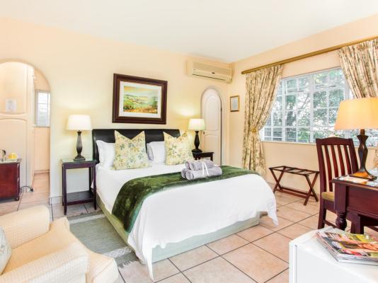 Room image 4