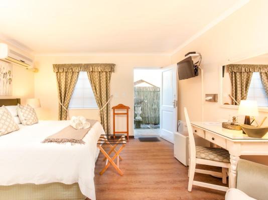 Room image 9