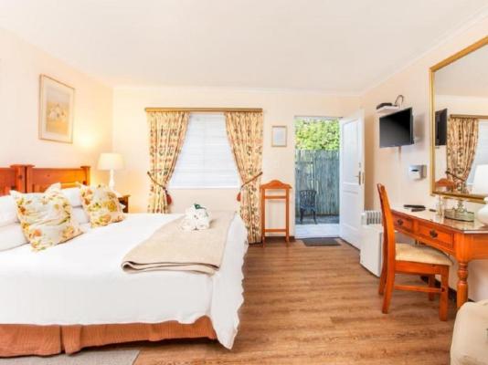 Room image 12