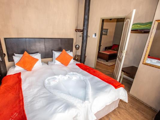 Room image 1