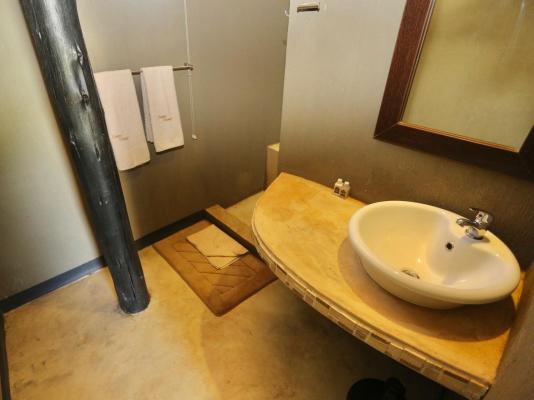 Room image 2