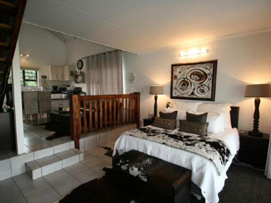 Room image 3