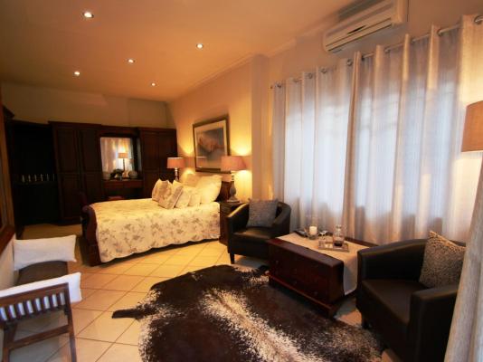 Room image 3