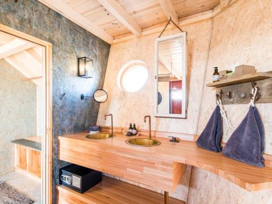 Shipwreck Lodge - 192775