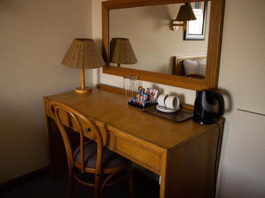 Room image 5