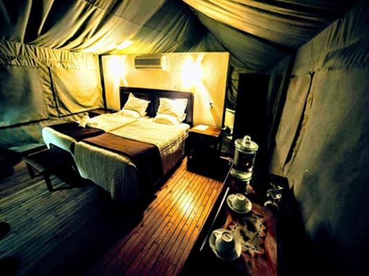 Room image 3