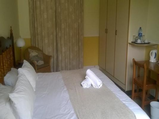 Room image 1