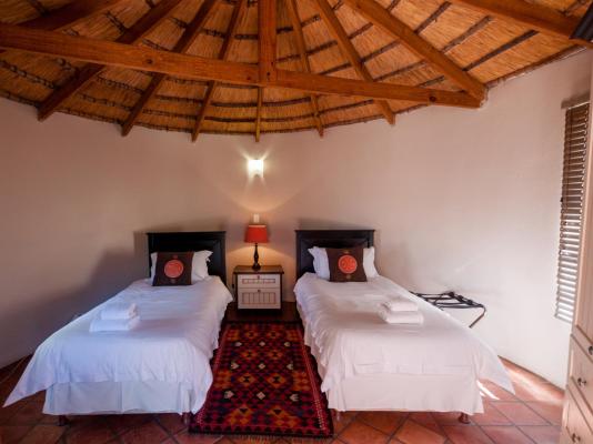 Room image 1