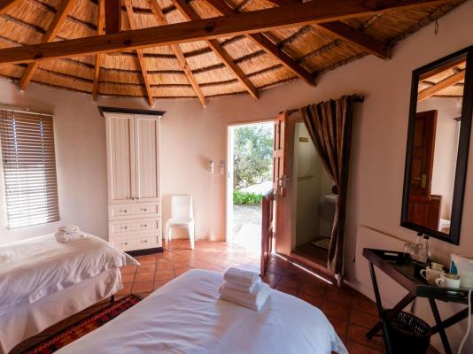 Room image 4