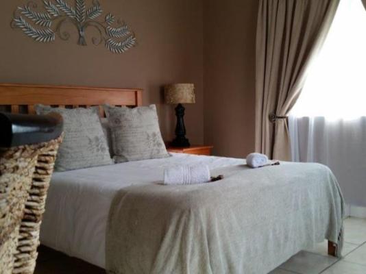 Room image 4