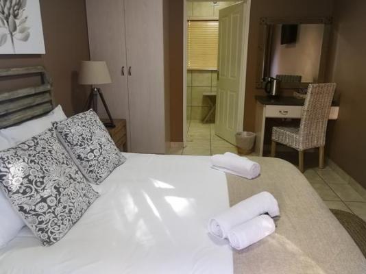 Room image 23