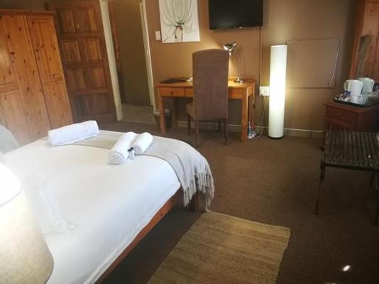 Room image 34