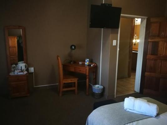 Room image 50
